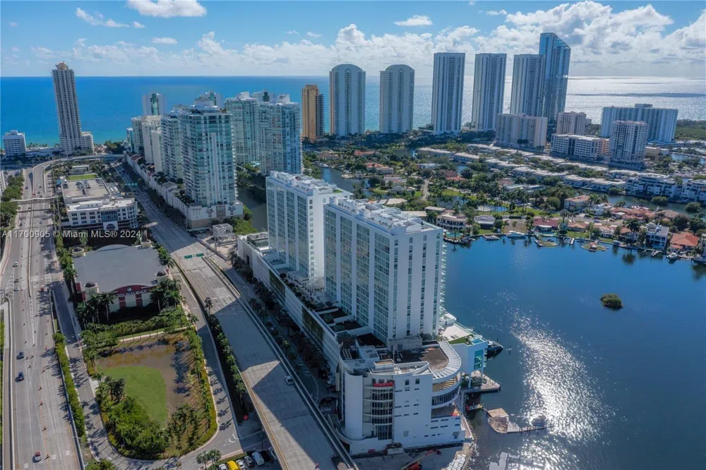400 Sunny Isles Blvd UL-7 Sunny Isles Beach, FL 33160