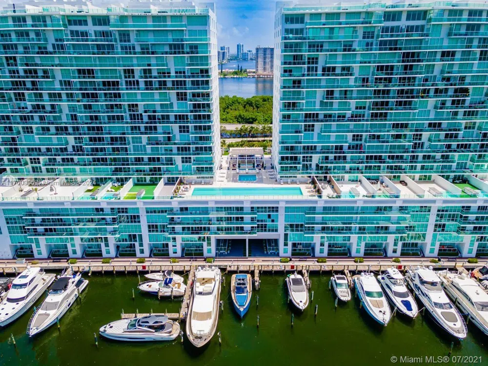 400 Sunny Isles Blvd UL-7 Sunny Isles Beach, FL 33160