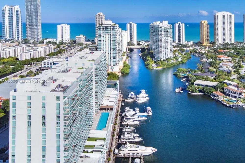 400 Sunny Isles Blvd UL-7 Sunny Isles Beach, FL 33160