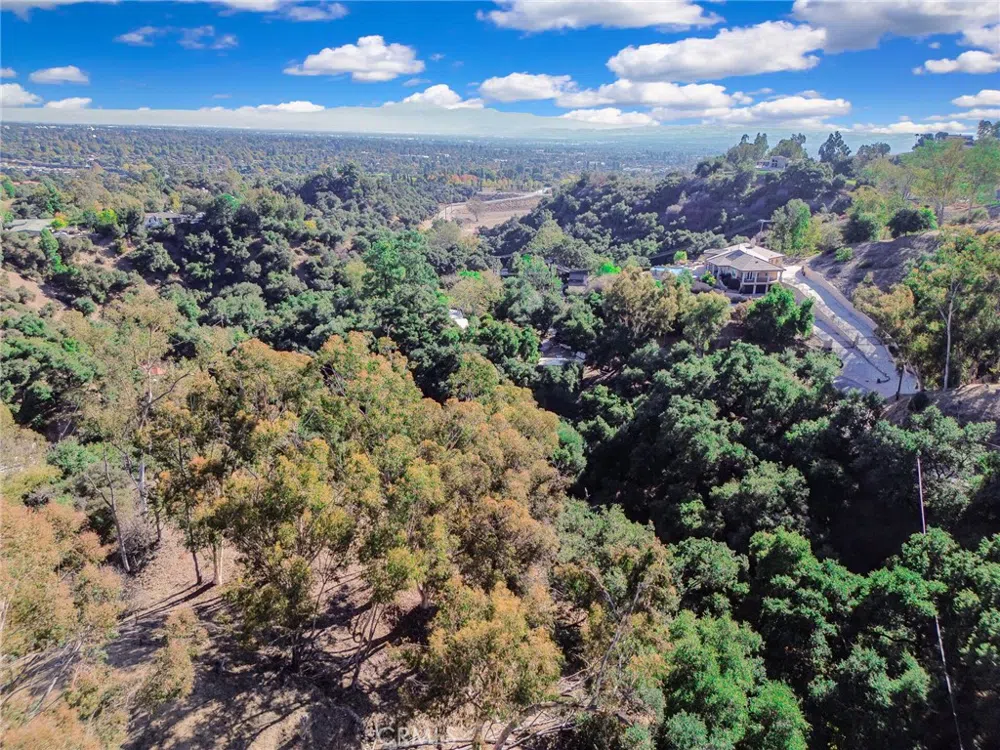 Live Oak Canyon Road La Verne, CA 91750