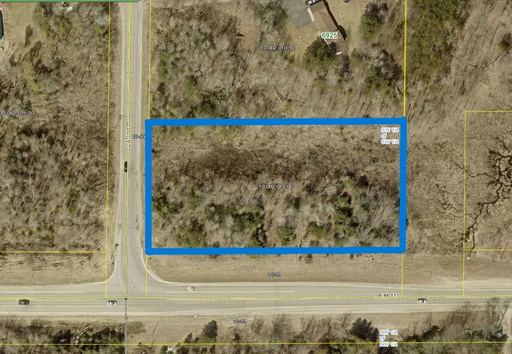 4025 M-113 Paradise Township, MI 49649