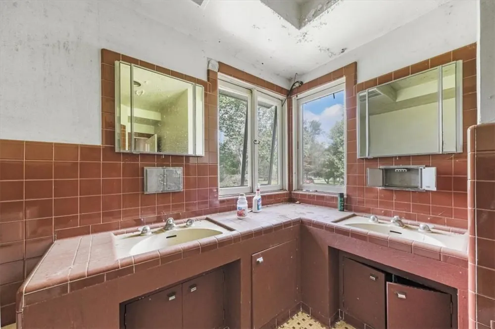 1178 Arrowhead Road Ellenville, NY 12428