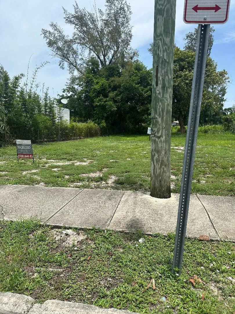 3508 Greenwood Ave West Palm Beach, FL 33407