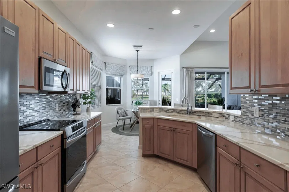 Lakeview Isle Court Fort Myers, FL 33905