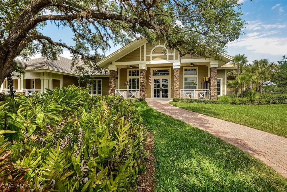 Lakeview Isle Court Fort Myers, FL 33905