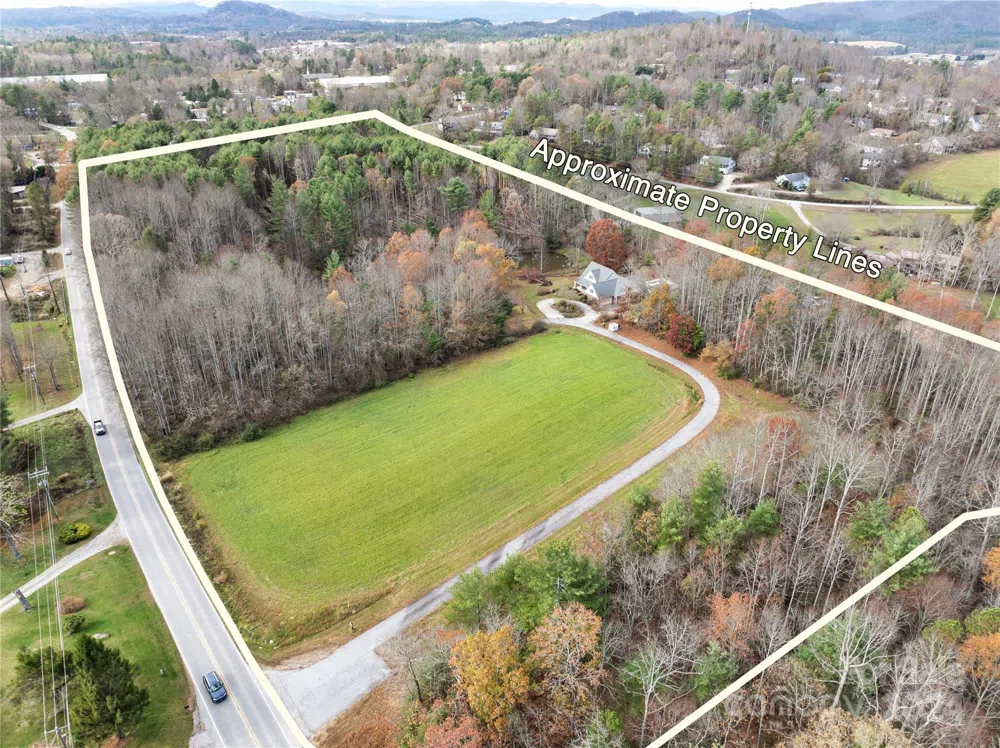 38 Southern Visions Drive Hendersonville, NC 28792