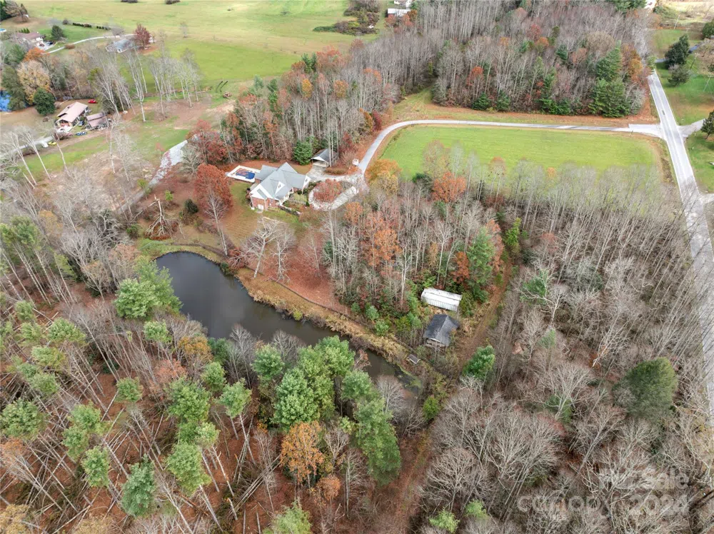 38 Southern Visions Drive Hendersonville, NC 28792