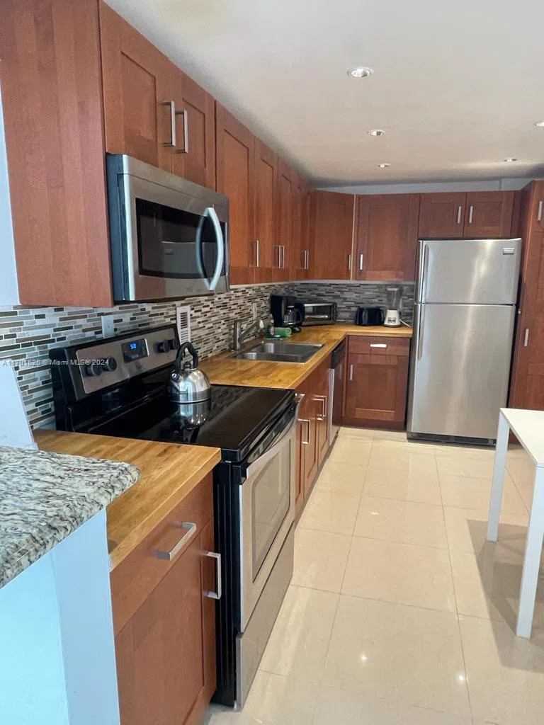 3801 S Ocean Dr #8U Hollywood, FL 33019