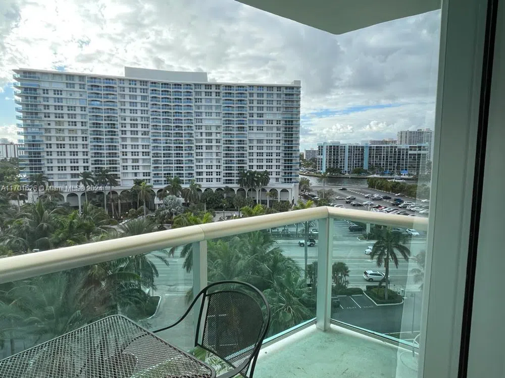 3801 S Ocean Dr #8U Hollywood, FL 33019