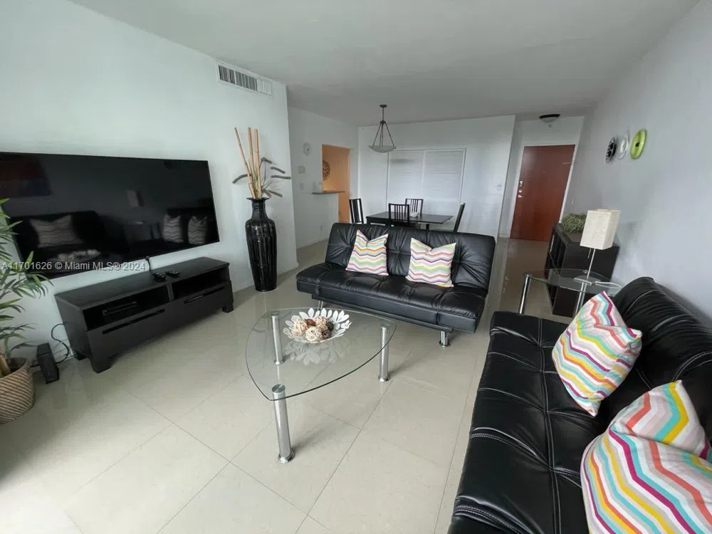 3801 S Ocean Dr #8U Hollywood, FL 33019