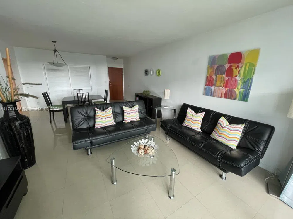 3801 S Ocean Dr #8U Hollywood, FL 33019