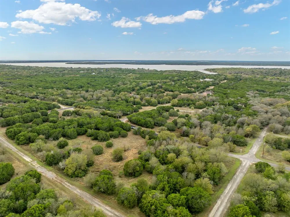 40050 Elmwood Drive Whitney, TX 76692