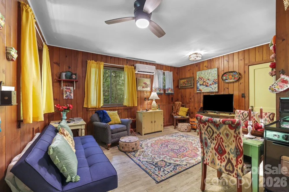 180 Valley Lane Bryson City, NC 28713