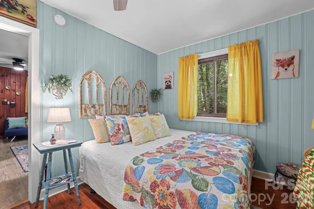180 Valley Lane Bryson City, NC 28713