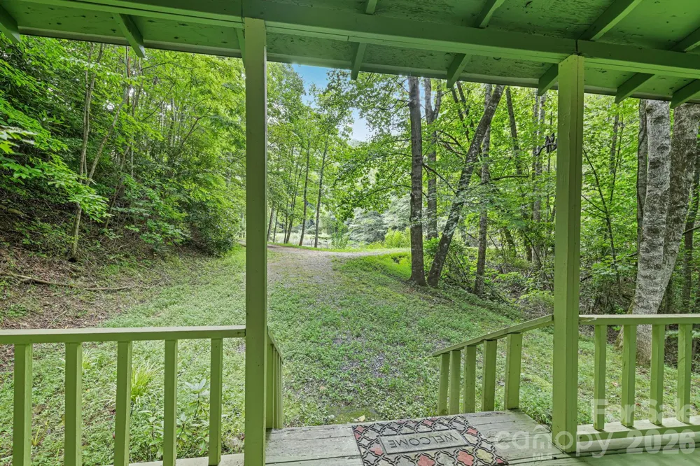 180 Valley Lane Bryson City, NC 28713