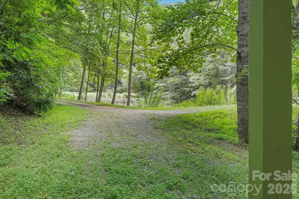 180 Valley Lane Bryson City, NC 28713