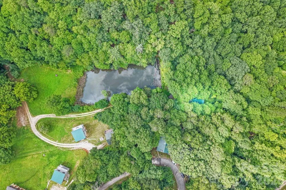 180 Valley Lane Bryson City, NC 28713