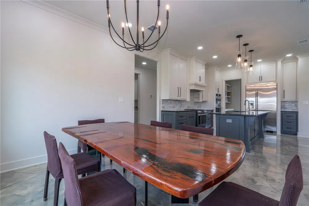 5490 Lonesome Dove Robstown, TX 78380