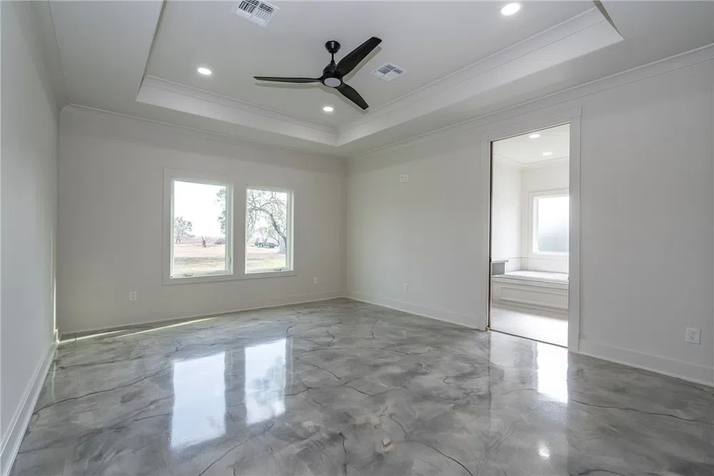 5490 Lonesome Dove Robstown, TX 78380