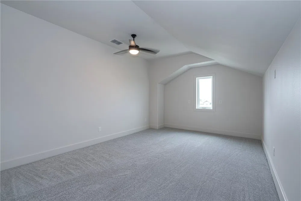5490 Lonesome Dove Robstown, TX 78380