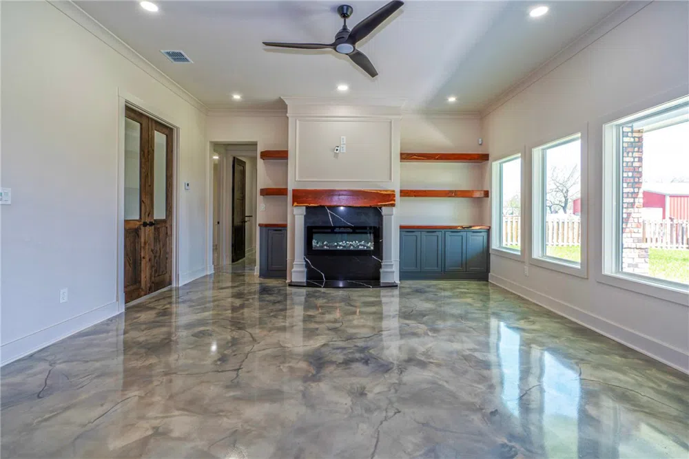 5490 Lonesome Dove Robstown, TX 78380
