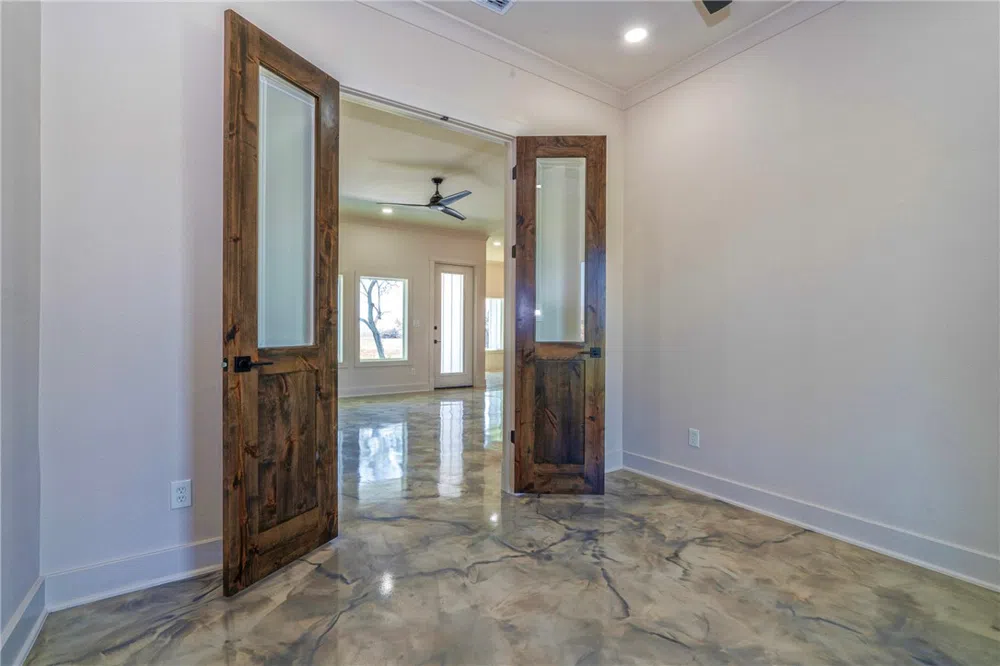 5490 Lonesome Dove Robstown, TX 78380