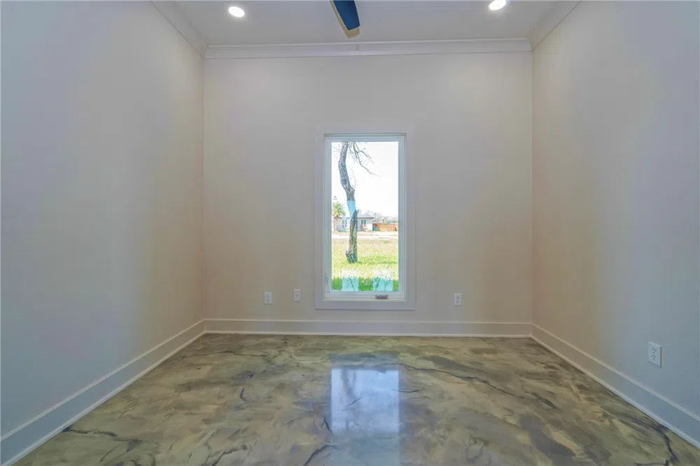 5490 Lonesome Dove Robstown, TX 78380
