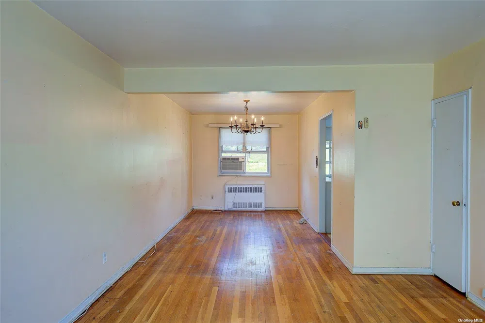 86-43 Springfield Blvd #Duplex Queens Village, NY 11427