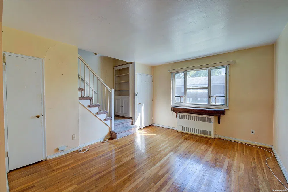 86-43 Springfield Blvd #Duplex Queens Village, NY 11427