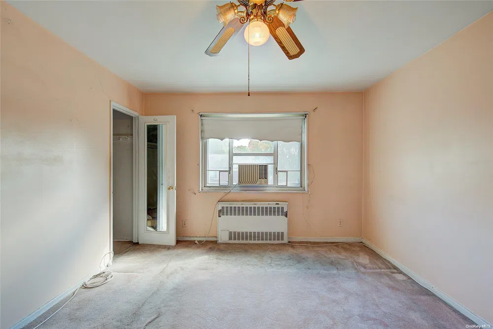 86-43 Springfield Blvd #Duplex Queens Village, NY 11427