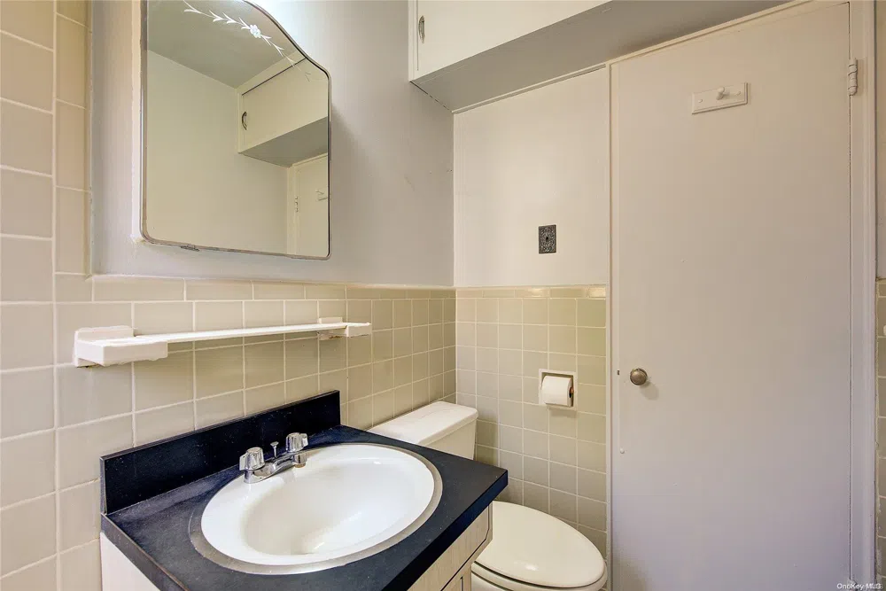 86-43 Springfield Blvd #Duplex Queens Village, NY 11427