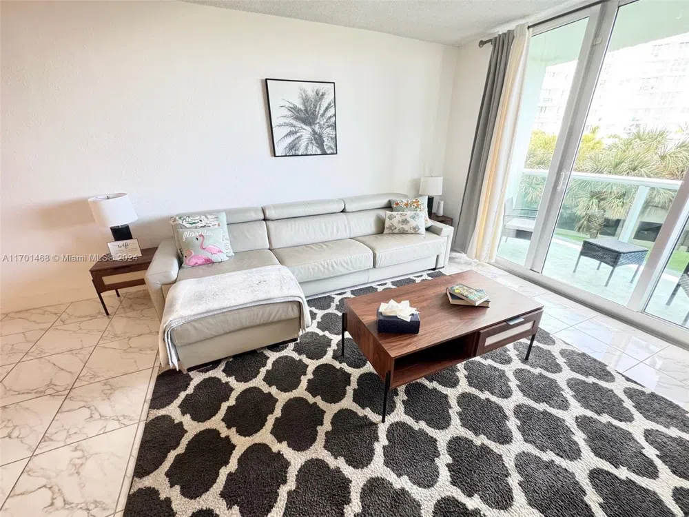 3901 S Ocean Dr #3Y Hollywood, FL 33019