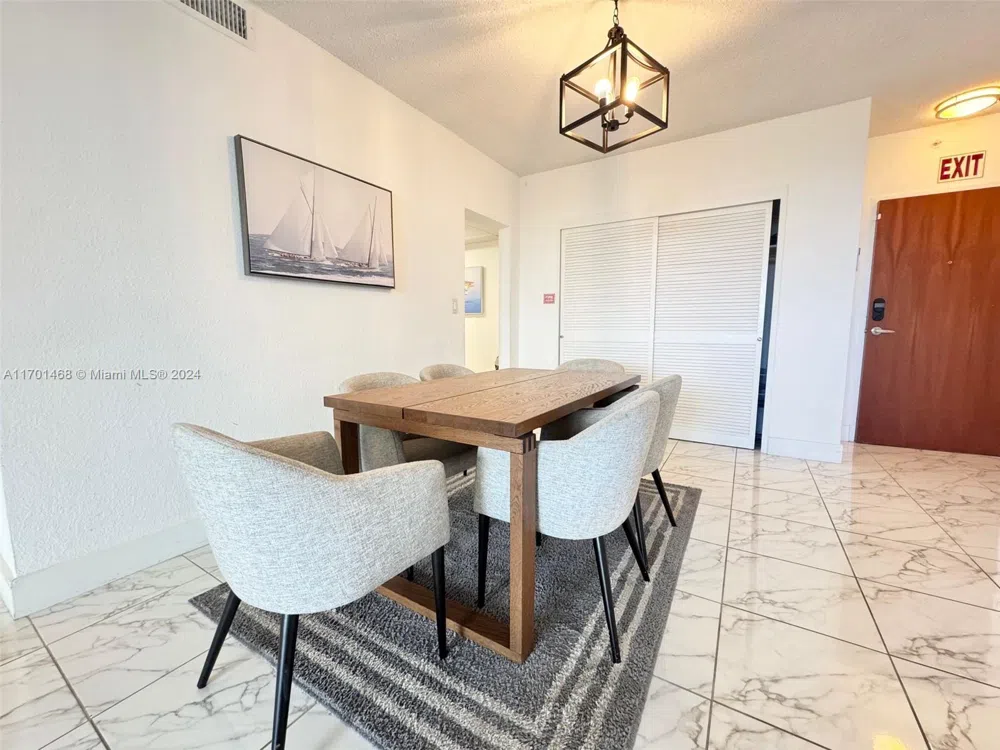 3901 S Ocean Dr #3Y Hollywood, FL 33019
