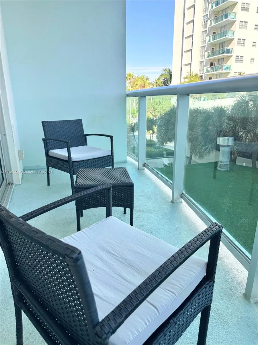 3901 S Ocean Dr #3Y Hollywood, FL 33019