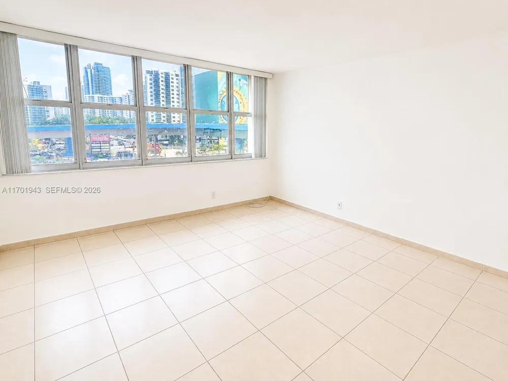 1825 S Ocean Dr #401 Hallandale Beach, FL 33009