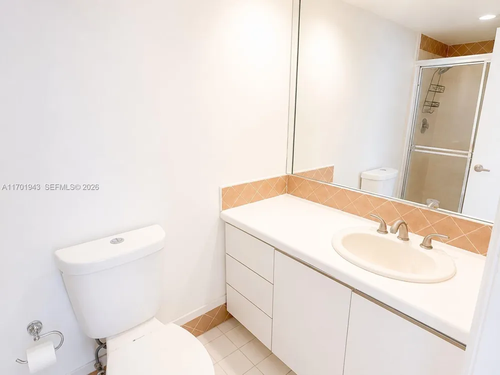 1825 S Ocean Dr #401 Hallandale Beach, FL 33009