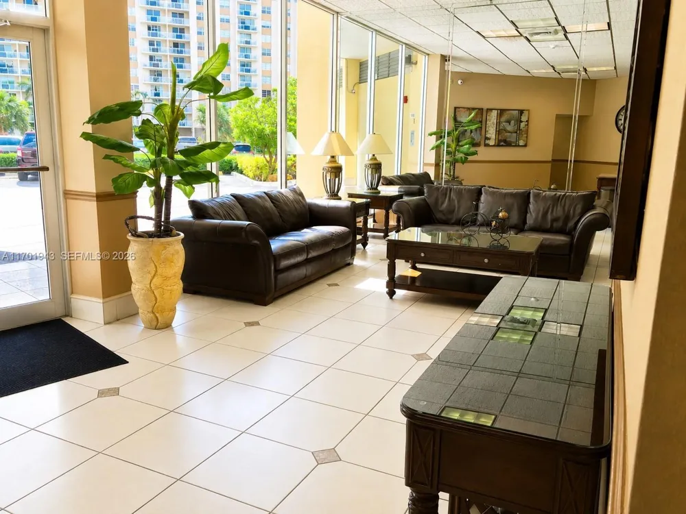1825 S Ocean Dr #401 Hallandale Beach, FL 33009