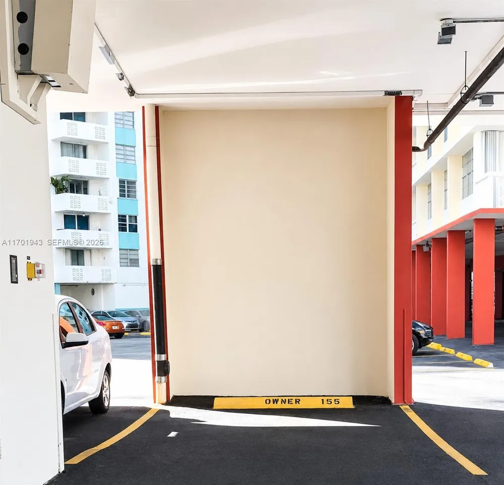 1825 S Ocean Dr #401 Hallandale Beach, FL 33009