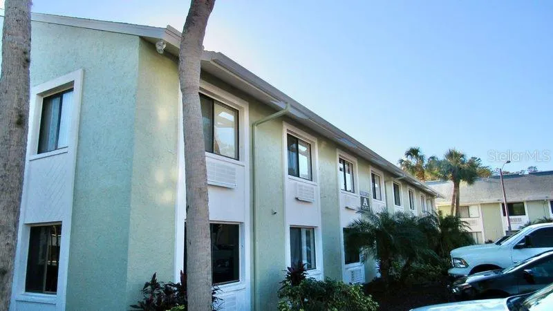 20853 HAULOVER COVE #A8 Lutz, FL 33558