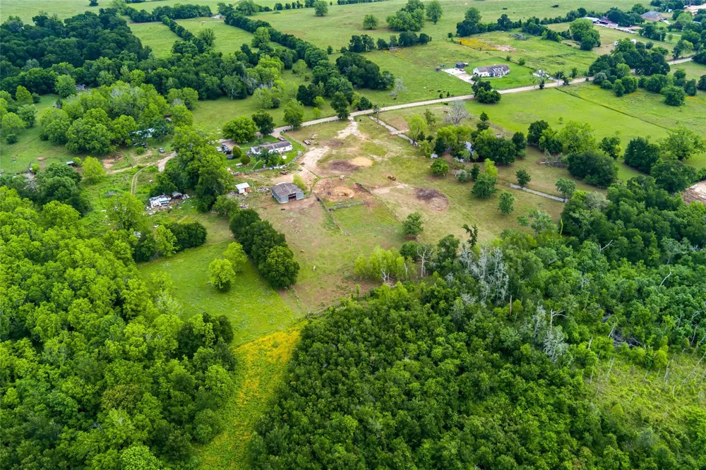 33703 Reynolds Road Fulshear, TX 77441
