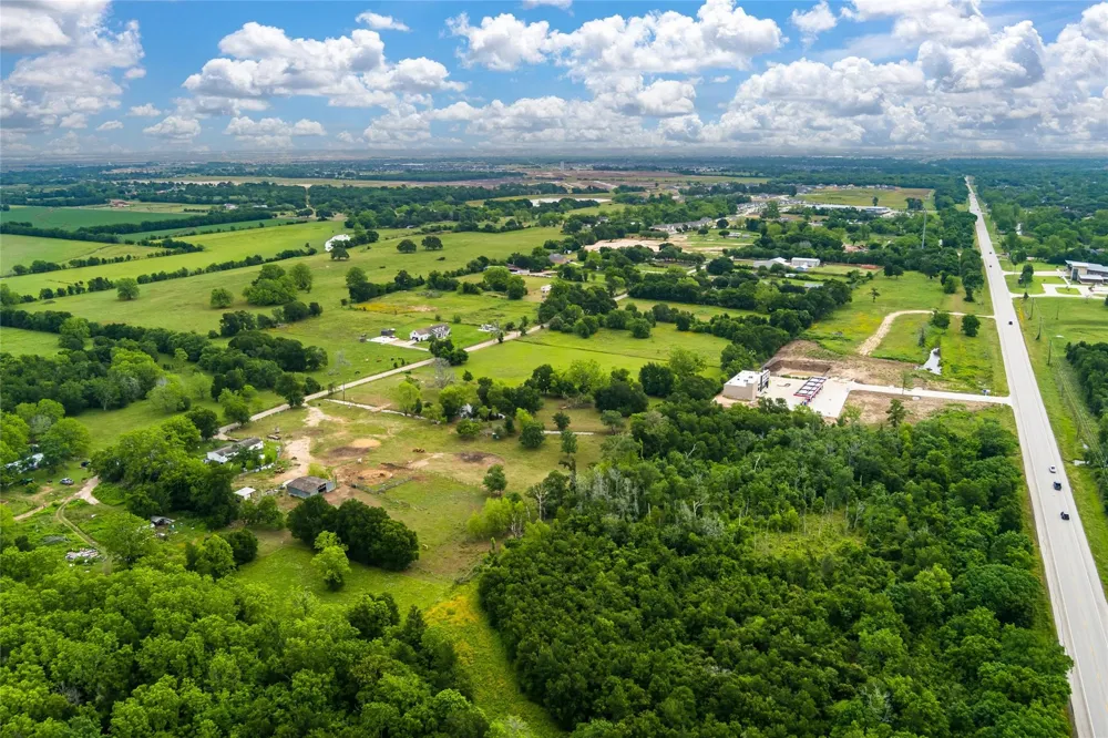 33703 Reynolds Road Fulshear, TX 77441