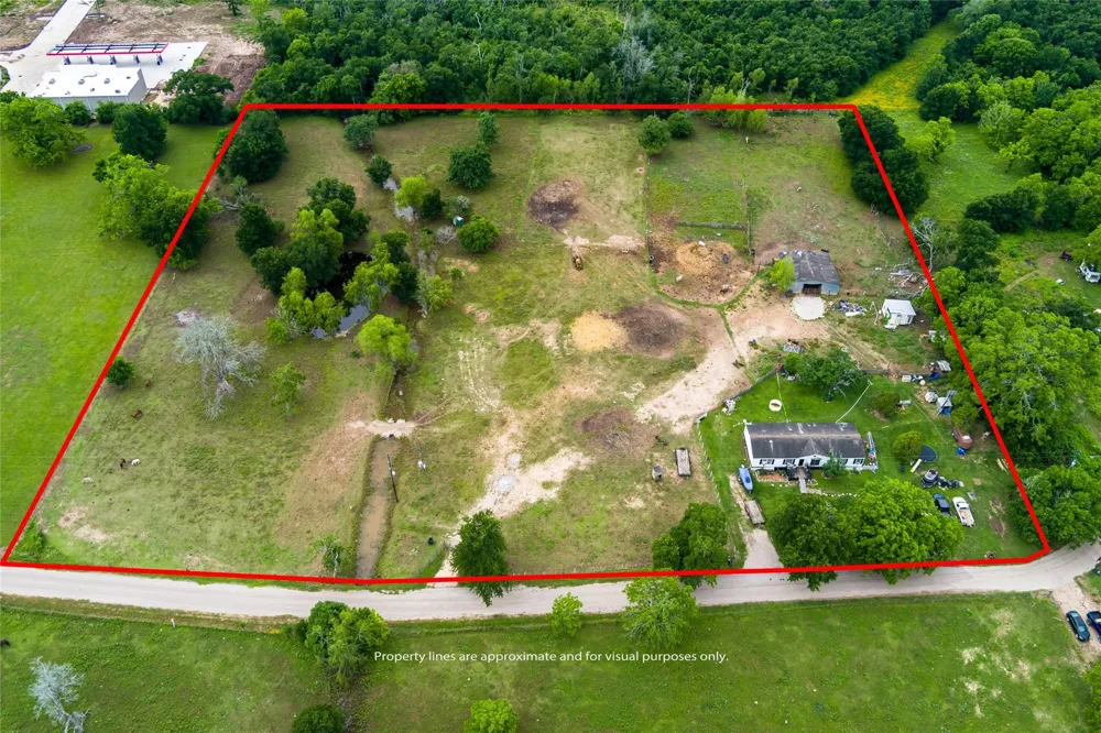 33703 Reynolds Road Fulshear, TX 77441