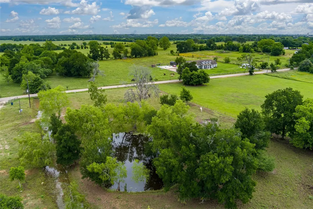 33703 Reynolds Road Fulshear, TX 77441