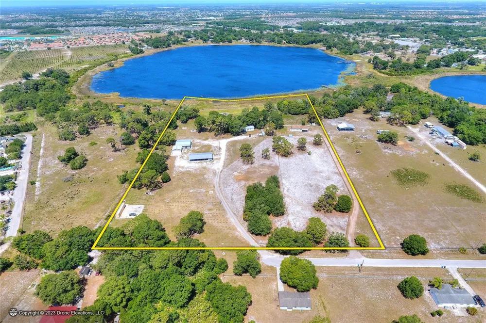 5514 HILLSBOROUGH STREET Wimauma, FL 33598
