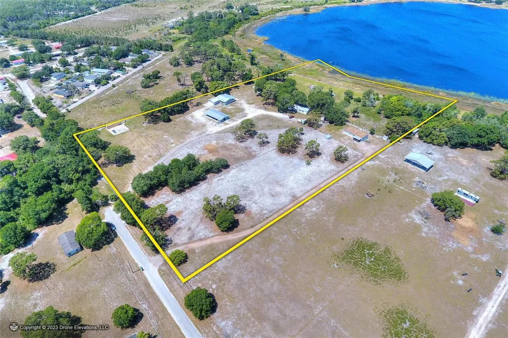 5514 HILLSBOROUGH STREET Wimauma, FL 33598