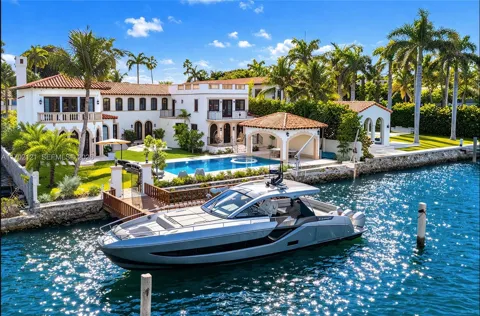 49 Palm Ave