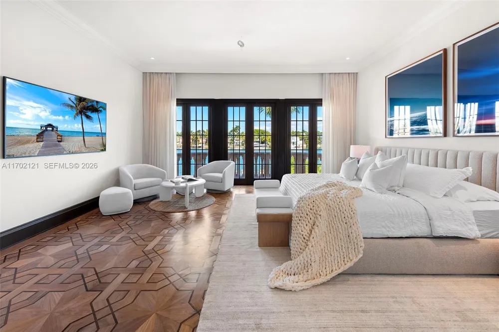 49 Palm Ave Miami Beach, FL 33139
