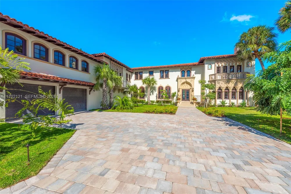 49 Palm Ave Miami Beach, FL 33139