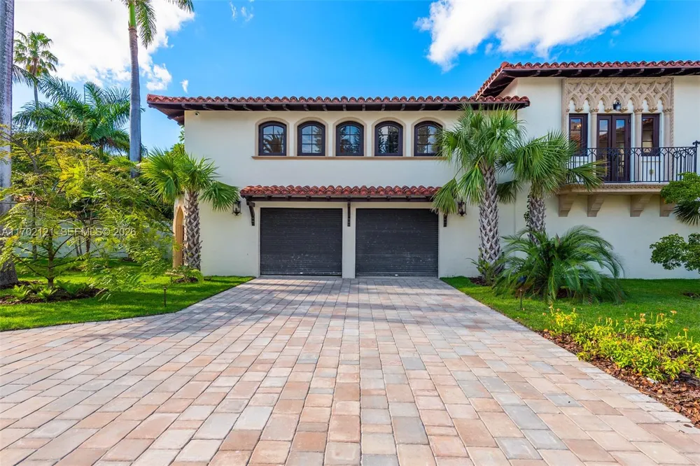 49 Palm Ave Miami Beach, FL 33139