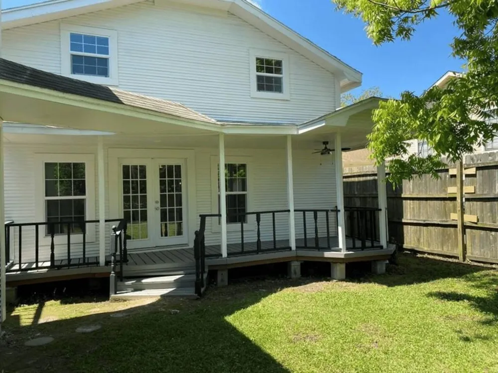 6716 Jefferson Boulevard Groves, TX 77619